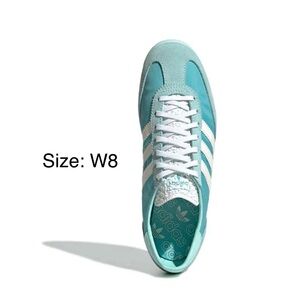 Adidas Women's Turquoise Sneakers new in the box - 3902